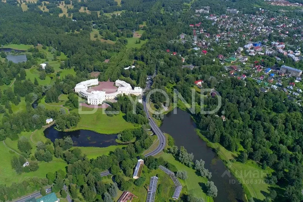 Участок в Санкт-Петербург, Санкт-Петербург, Павловск ул. Круглый пруд ... - Фото 2