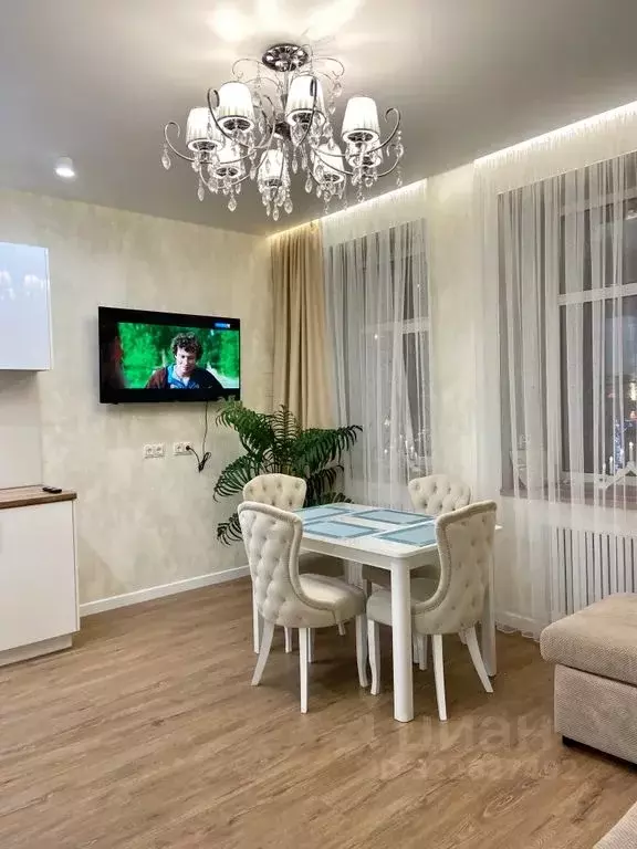 2-к кв. Мурманская область, Мурманск просп. Ленина, 80 (65.0 м) - Фото 1