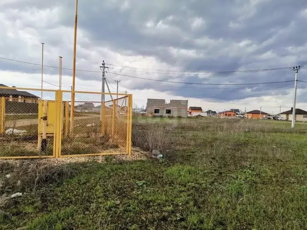 Участок в Саратовская область, Энгельс Ярославская ул. (6.3 сот.) - Фото 1