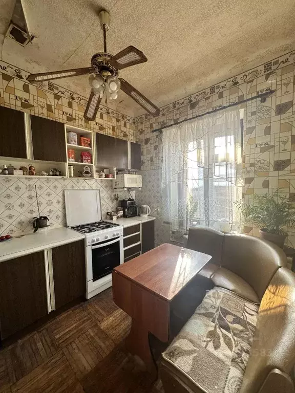 3-к кв. Ростовская область, Ростов-на-Дону, Нахичевань пл. Карла ... - Фото 0