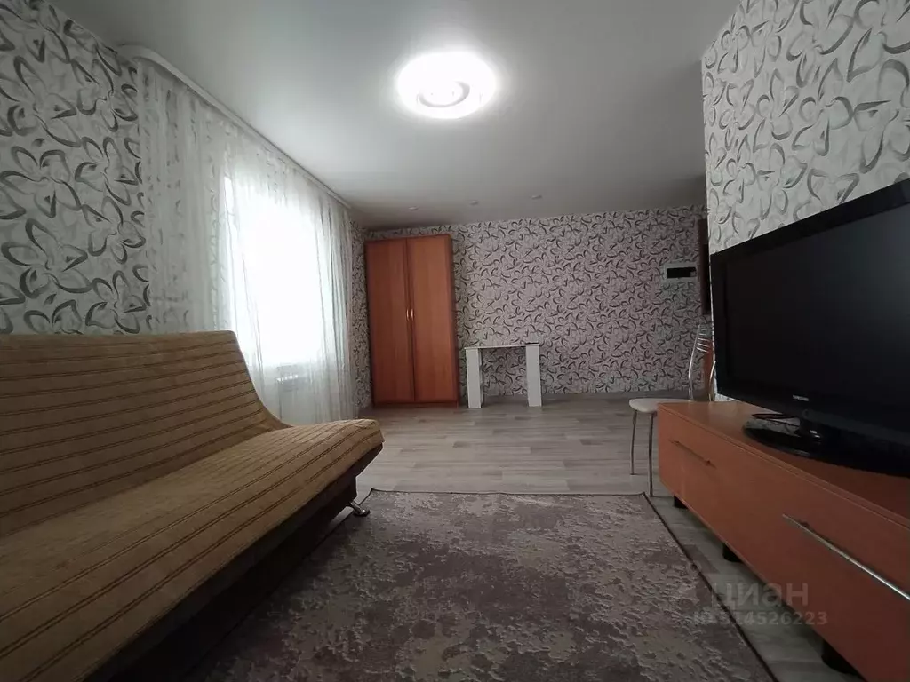 1-к кв. Омская область, Омск ул. Красный Путь, 127 (33.0 м) - Фото 0