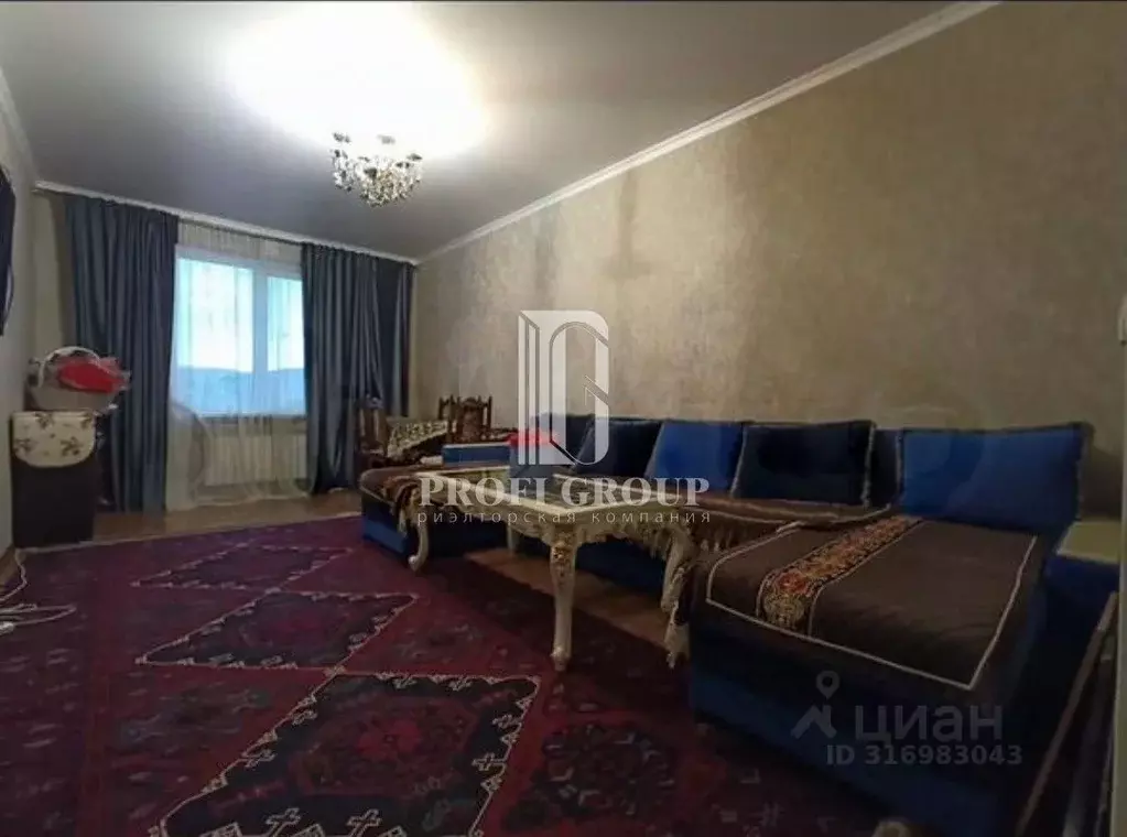 3-к кв. Дагестан, Махачкала ул. Абдулбасирова (88.0 м) - Фото 0