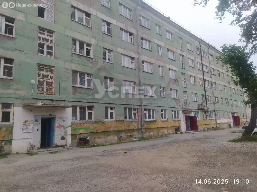 1к в 4-комнатной квартире (12.8 м) - Фото 0