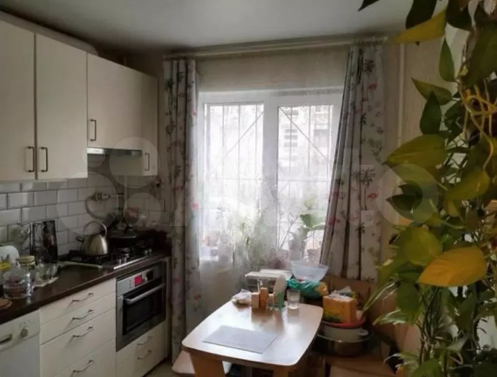 Комната 12 м в 2-к., 1/5 эт. - Фото 0