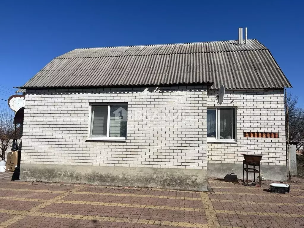 Дом в Белгородская область, Корочанский район, Мелиховское с/пос, с. ... - Фото 2