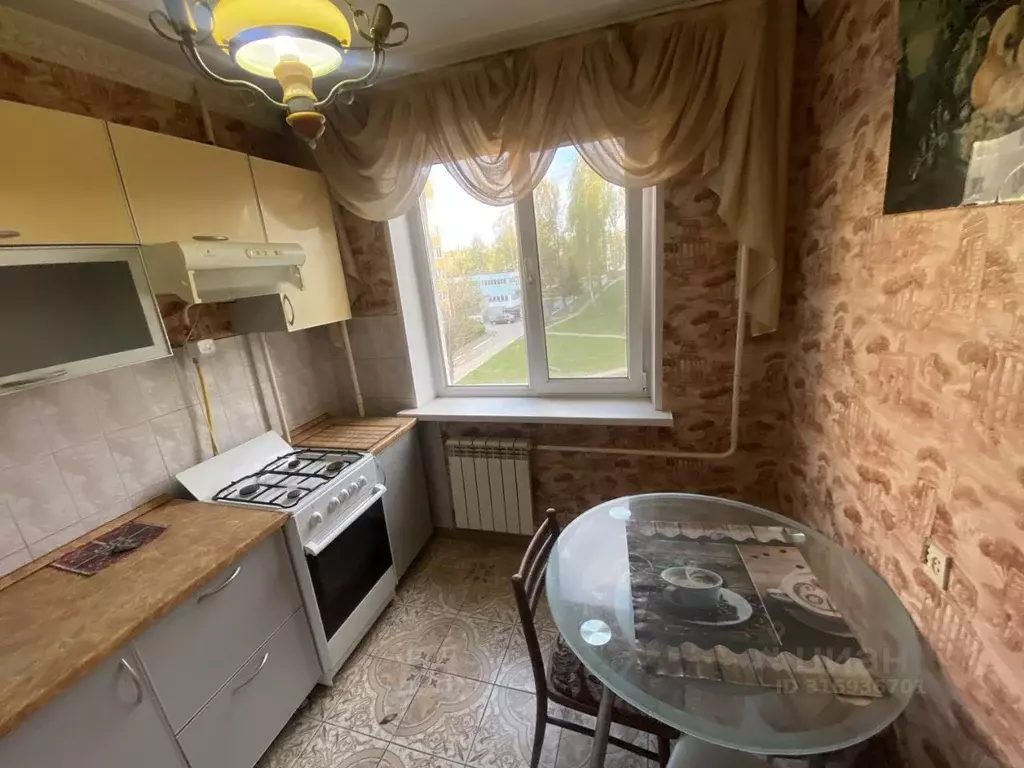 2-к кв. Чувашия, Новочебоксарск ул. Винокурова, 65 (50.0 м) - Фото 1