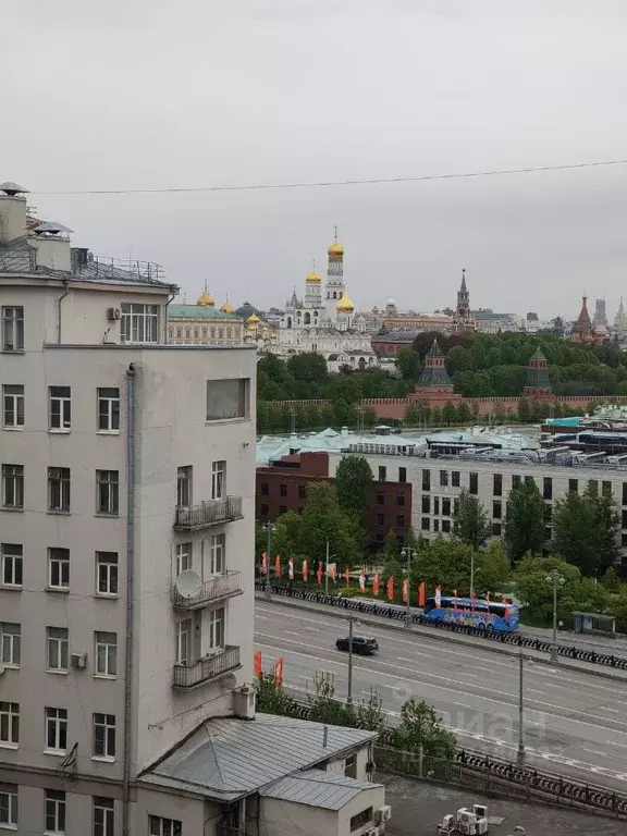 3-к кв. Москва ул. Серафимовича, 2 (70.0 м) - Фото 1