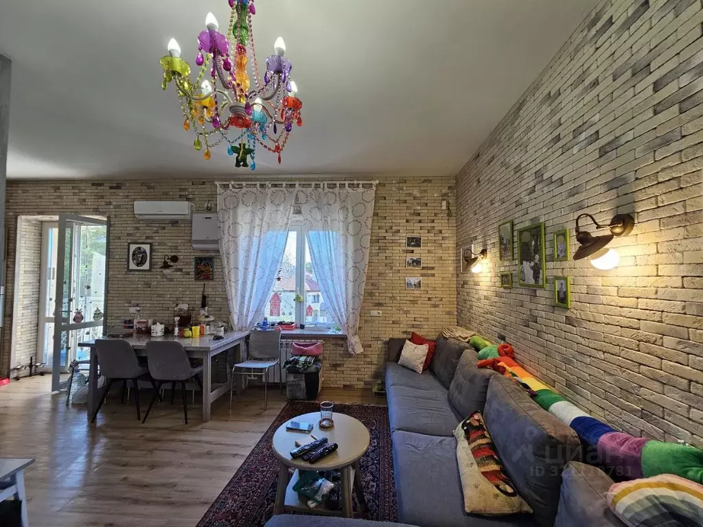 3-к кв. Севастополь ул. Адмирала Октябрьского, 10 (92.4 м) - Фото 0