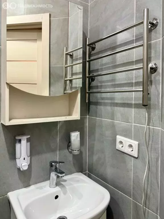 Квартира-студия: Москва, улица Петра Романова, 7с1 (29.2 м) - Фото 1