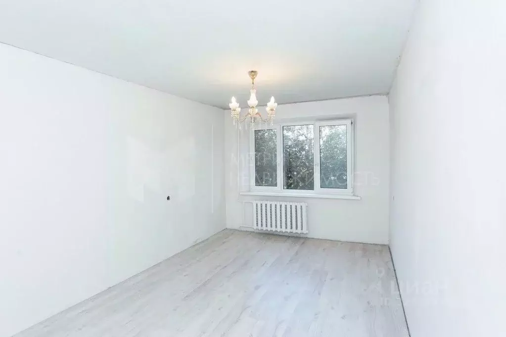 2-к кв. Тюменская область, Тюмень ул. Монтажников, 15А (53.5 м) - Фото 1