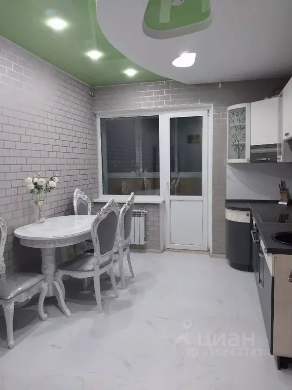 2-к кв. Бурятия, Улан-Удэ Ключевская ул., 76А (76.0 м) - Фото 1