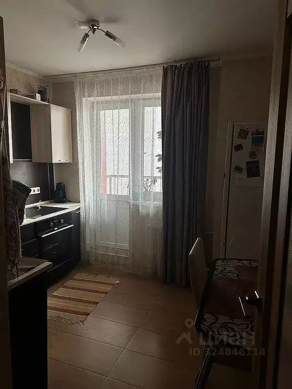 2-к кв. Тюменская область, Тюмень ул. Прокопия Артамонова, 4 (49.8 м) - Фото 2