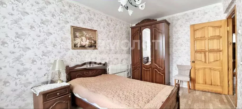3-к кв. Брянская область, Брянск ул. Молодой Гвардии, 68 (63.3 м) - Фото 0
