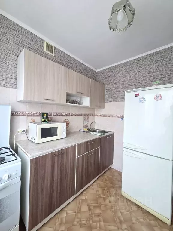 2-к кв. Омская область, Омск Заозерный мкр, ул. Светлая, 2 (45.4 м) - Фото 1