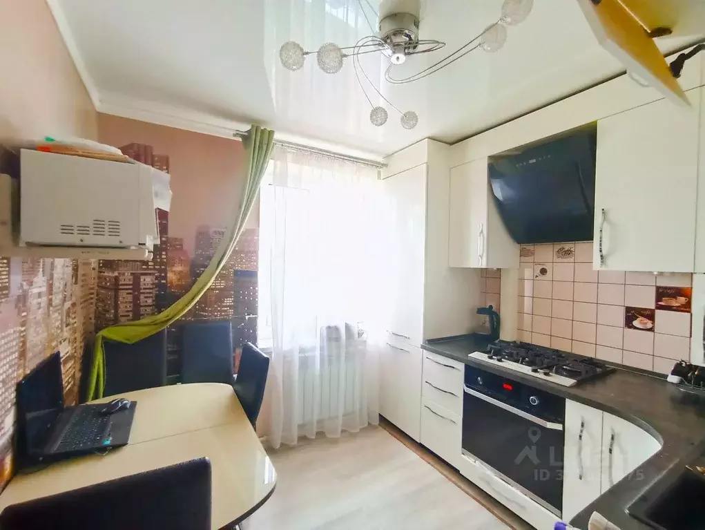 3-к кв. Краснодарский край, Темрюк ул. Анджиевского, 60 (72.0 м) - Фото 1