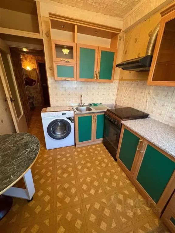 2-к кв. Санкт-Петербург, Санкт-Петербург, Колпино Октябрьская ул., 65 ... - Фото 0
