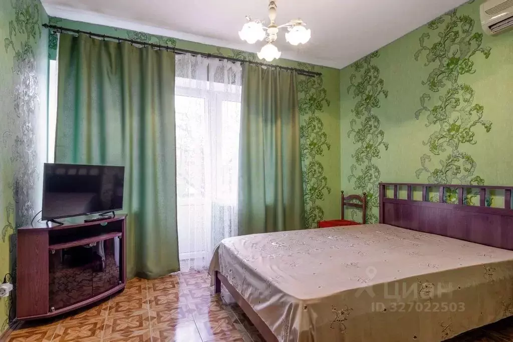Дом в Краснодарский край, Геленджик ул. Фурманова, 6 (55 м) - Фото 1