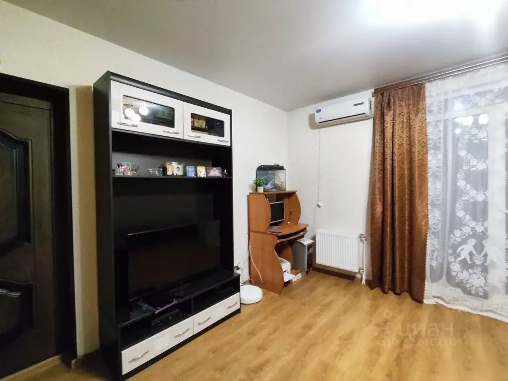 1-к кв. Волгоградская область, Волгоград Жилгородок мкр, ул. ... - Фото 2