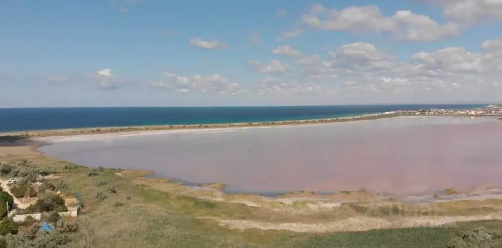 Участок в Крым, Сакский район, с. Штормовое  (6.0 сот.) - Фото 2