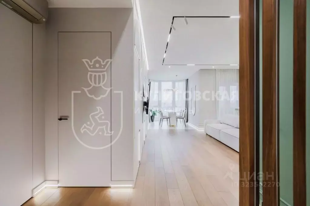 3-к кв. Свердловская область, Екатеринбург ул. Анри Барбюса, 6 (89.0 ... - Фото 2