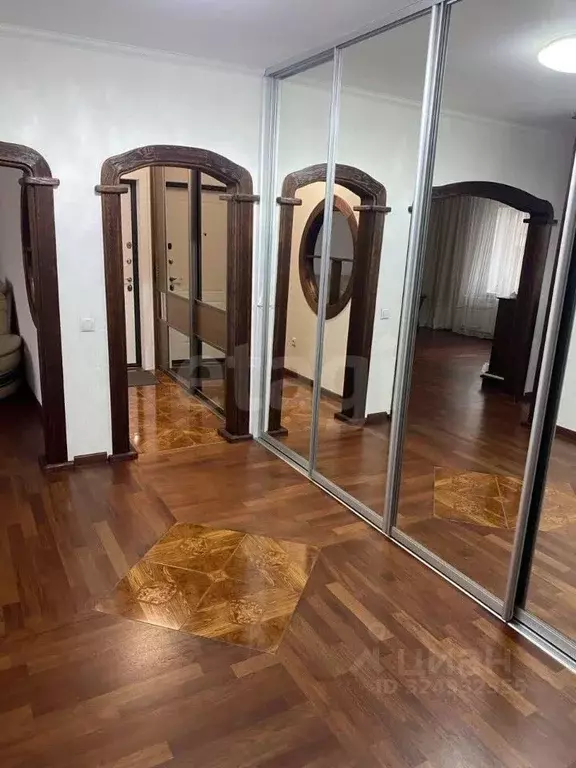 3-к кв. Красноярский край, Красноярск ул. Алексеева, 22 (89.0 м) - Фото 1