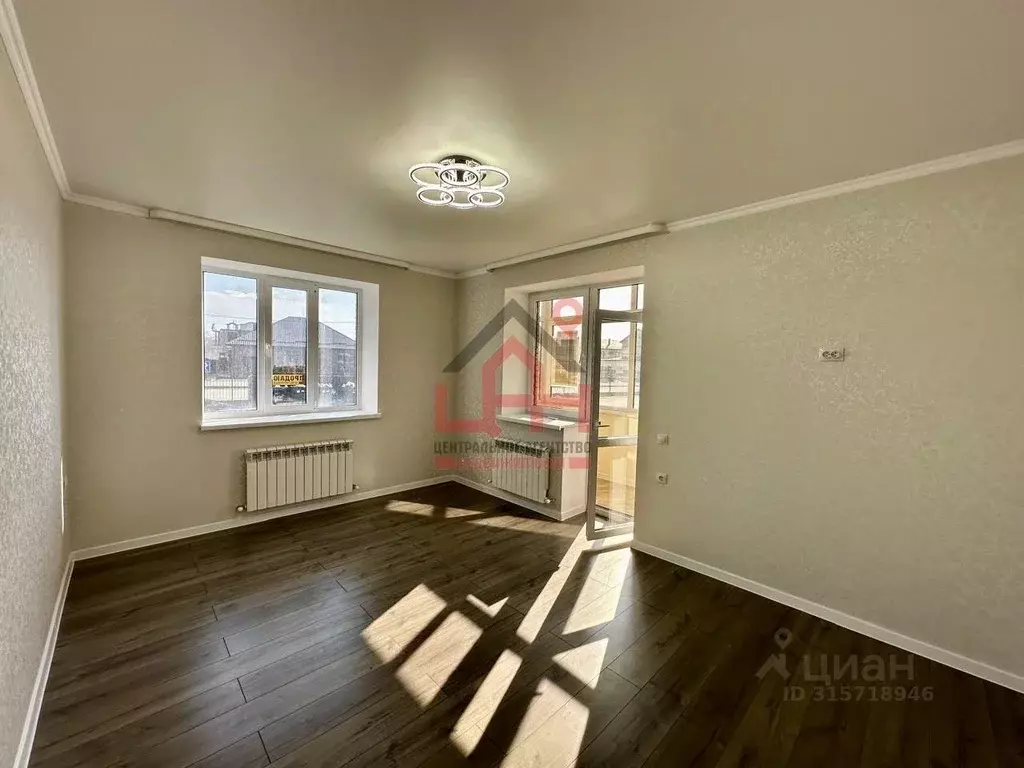 1-к кв. Ставропольский край, Ессентуки Никольская ул., 27к5 (36.9 м) - Фото 0