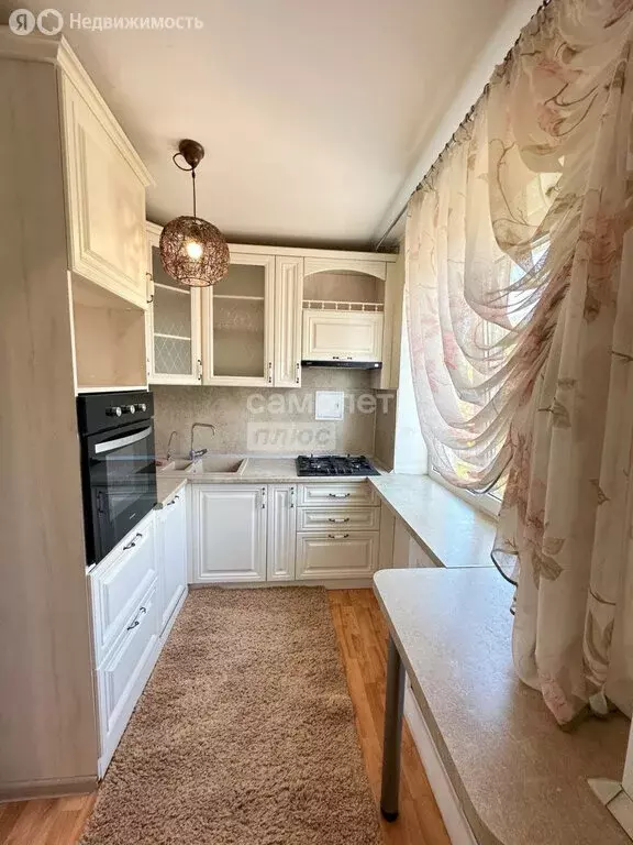 3-комнатная квартира: Уфа, улица Степана Халтурина, 55 (57 м) - Фото 0