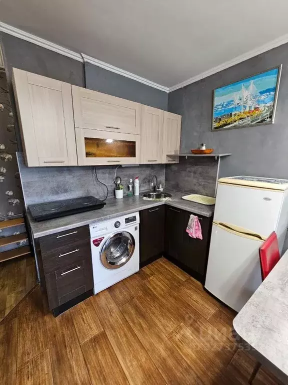 2-к кв. Приморский край, Владивосток ул. Башидзе, 5 (50.0 м) - Фото 1