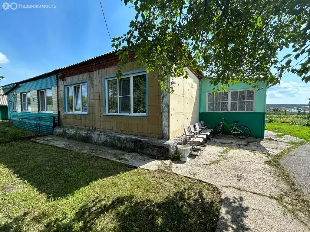 Дом в село Глубокое, улица 40 лет Победы (65.8 м) - Фото 0