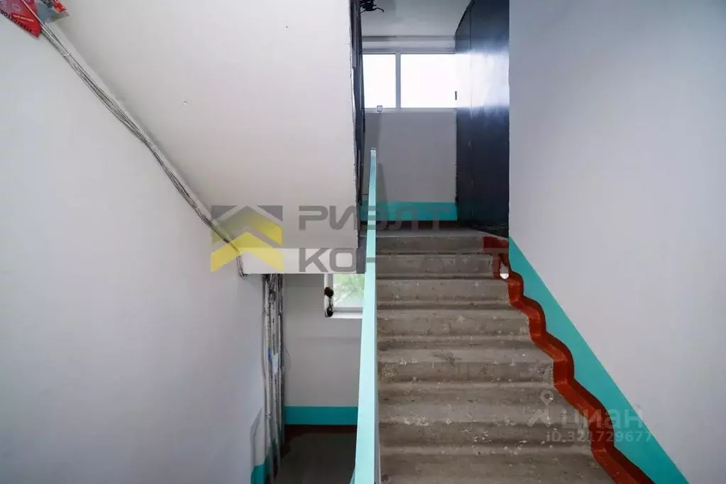 2-к кв. Омская область, Омск ул. Лукашевича, 27 (56.0 м) - Фото 2