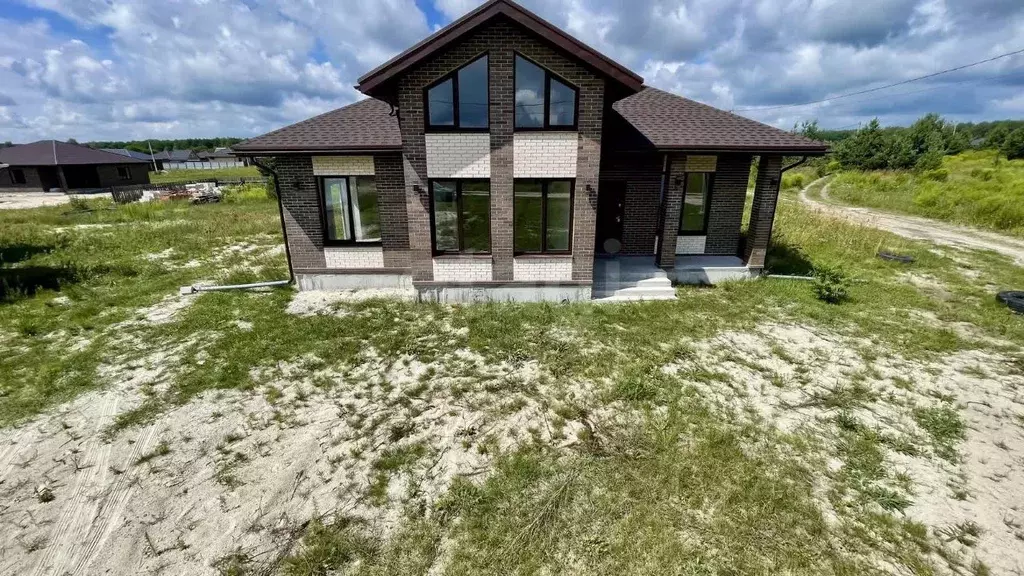 Дом в Брянская область, Брянский район, Новодарковичское с/пос, д. ... - Фото 1