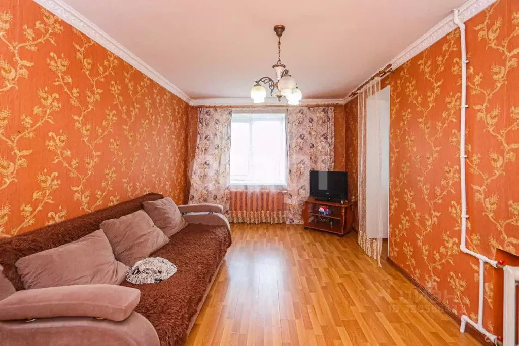 3-к кв. Бурятия, Улан-Удэ Октябрьская ул., 45 (65.4 м) - Фото 1