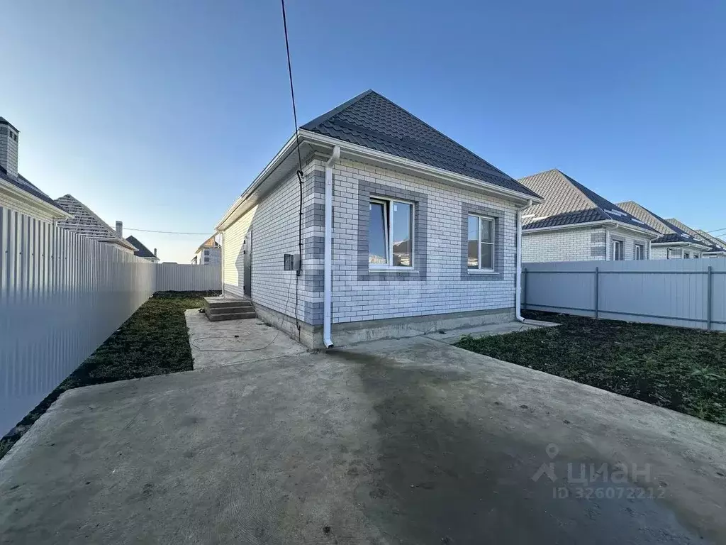 Дом в Краснодарский край, Краснодар пос. Индустриальный, Перспективная ... - Фото 1