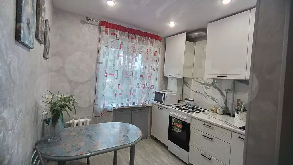 1-к. квартира, 31 м, 4/5 эт. - Фото 1