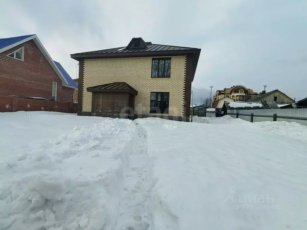 Дом в Коми, Сыктывкар Тентюковский пер., 9 (170 м) - Фото 0