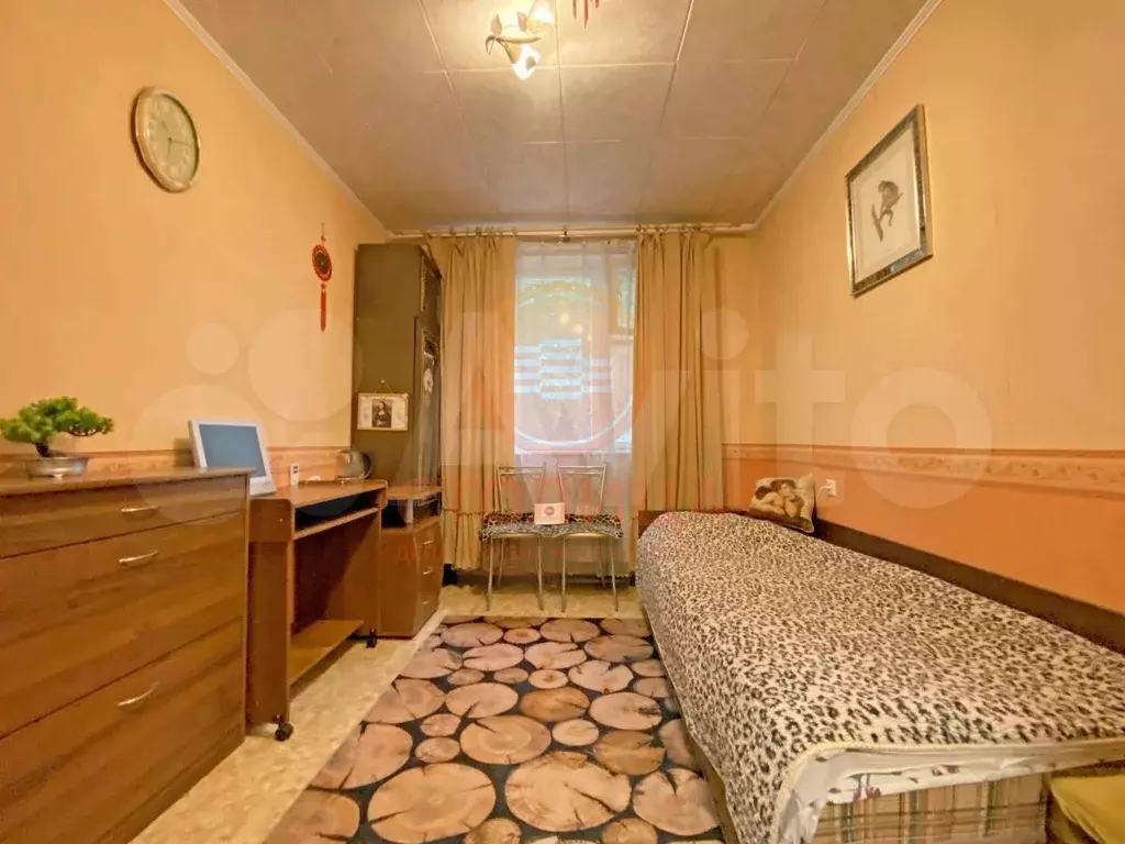 Комната 50 м в 2-к., 4/17 эт. - Фото 0
