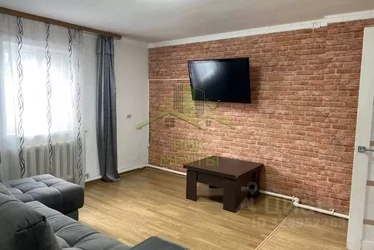 Дом в Бурятия, Улан-Удэ ул. Трубачеева (74 м) - Фото 1