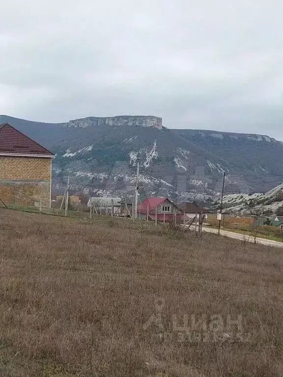 Участок в Крым, Бахчисарайский район, Куйбышево пгт ул. Верещагина, 14 ... - Фото 1