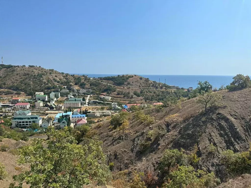 Участок в Крым, Алушта муниципальный округ, с. Рыбачье ул. Северная ... - Фото 1