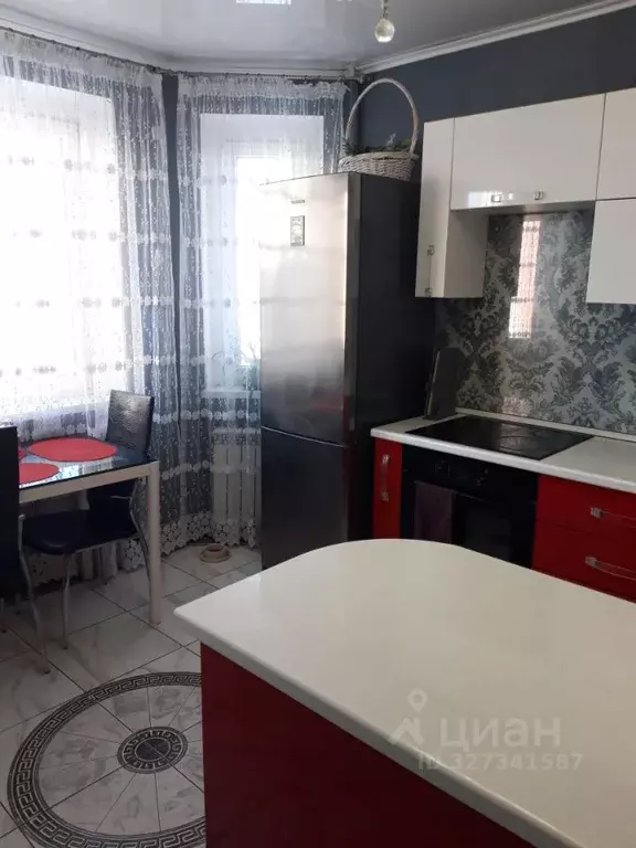 2-к кв. Курская область, Курск просп. Вячеслава Клыкова, 80 (58.4 м) - Фото 1