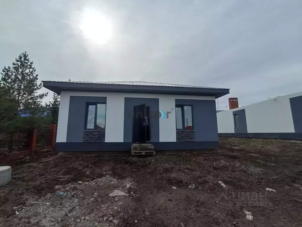 Дом в Башкортостан, Уфа городской округ, с. Нагаево, 15-й кв-л  (100 ... - Фото 0