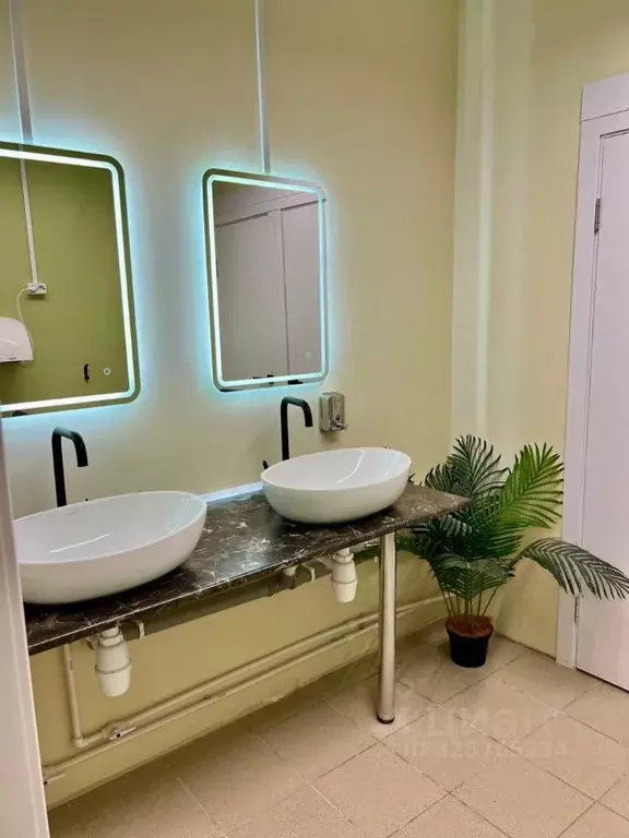 Офис в Ленинградская область, Гатчина Исторический район Хохлово Поле, ... - Фото 2