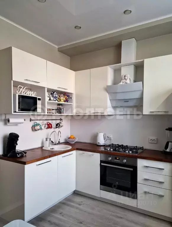 2-к кв. Мурманская область, Мурманск просп. Ленина, 78 (64.0 м) - Фото 1