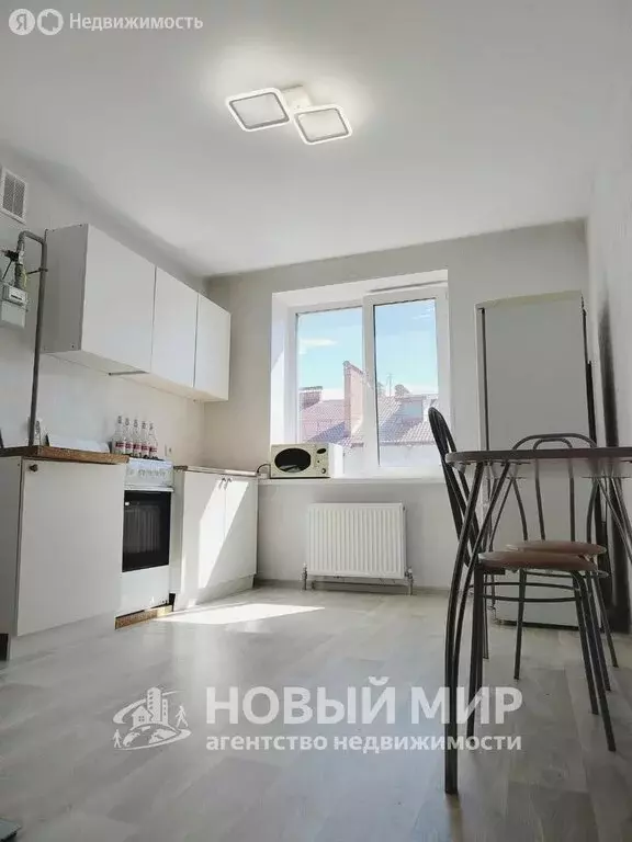1-комнатная квартира: Бор, микрорайон Красногорка, 22к1 (35.7 м) - Фото 0