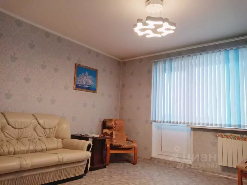 2-к кв. Красноярский край, Красноярск ул. Молокова, 33 (54.0 м) - Фото 1