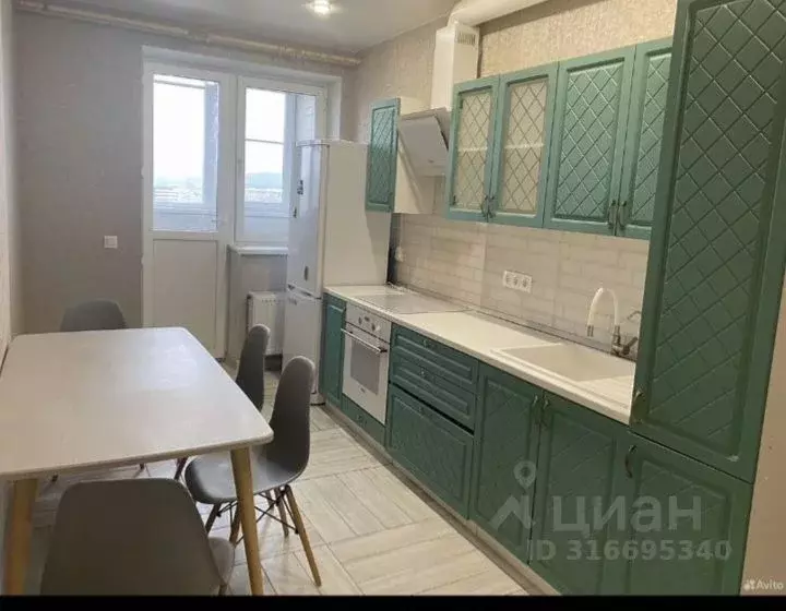 2-к кв. Краснодарский край, Горячий Ключ ул. Бабушкина, 36 (62.7 м) - Фото 0