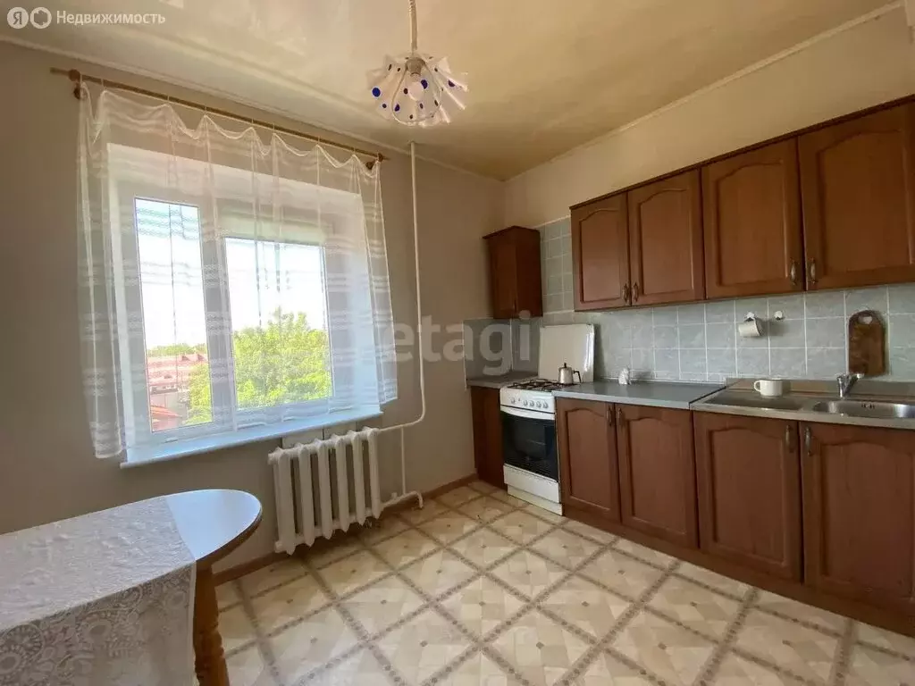 1-комнатная квартира: Калининград, Озёрная улица, 5 (38 м) - Фото 1