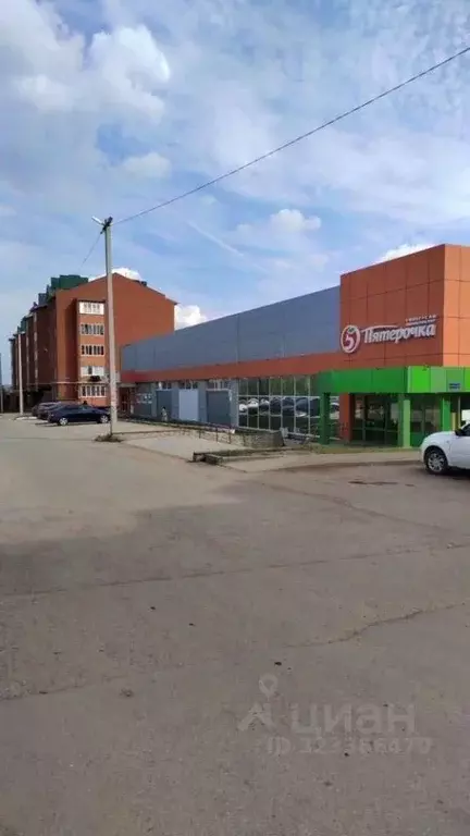 Помещение свободного назначения в Татарстан, Азнакаево ул. ... - Фото 1