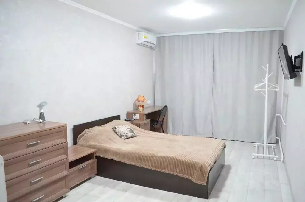 2-к кв. Краснодарский край, Сочи Головинка мкр, ул. Центральная, 56 ... - Фото 0