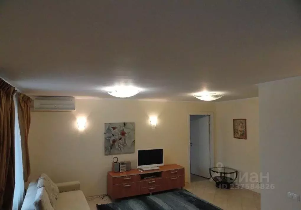 2-к кв. Пермский край, Пермь ул. Газеты Звезда, 30 (60.0 м) - Фото 1